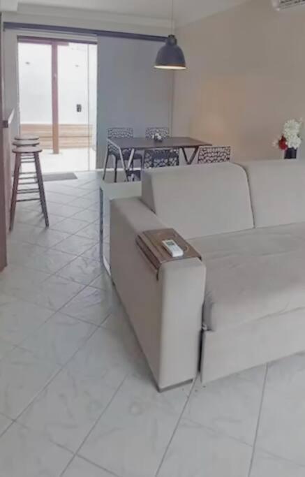 Minha Casa Com Piscina Rasa Сasa de vacaciones Búzios